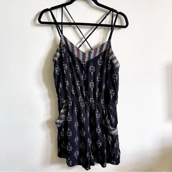 Mudd Aztec Boho Strappy Romper - Picture 2 of 7